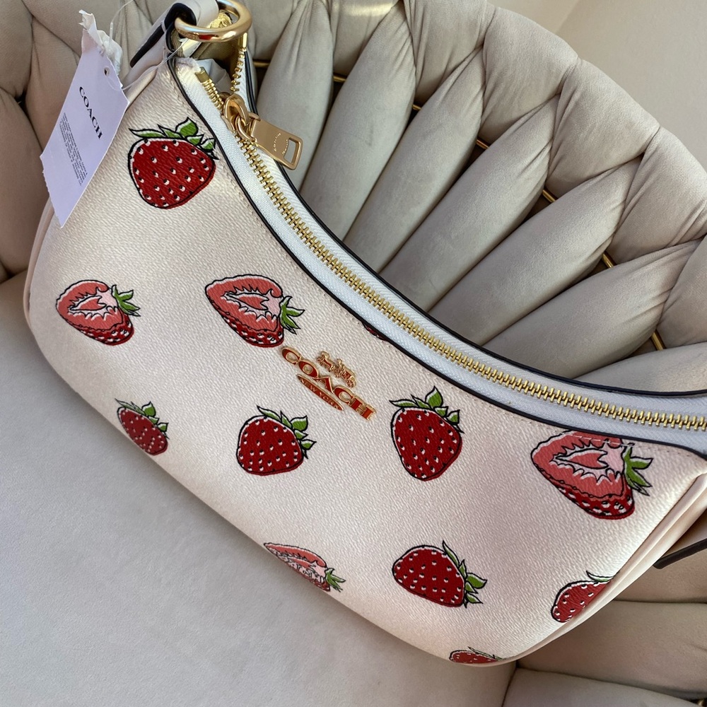 NWT COACH Teri Hobo Bag With Strawberry Print - Picture 3 of 12